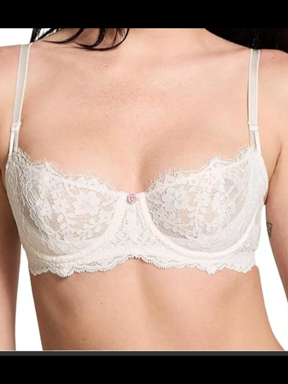 Victoria's Secret Cream Lace Underwire Bra